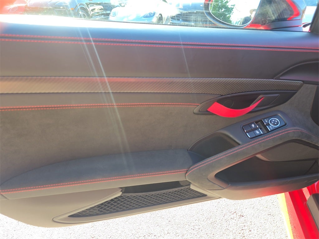 2025 Porsche 718 Cayman GT4 RS