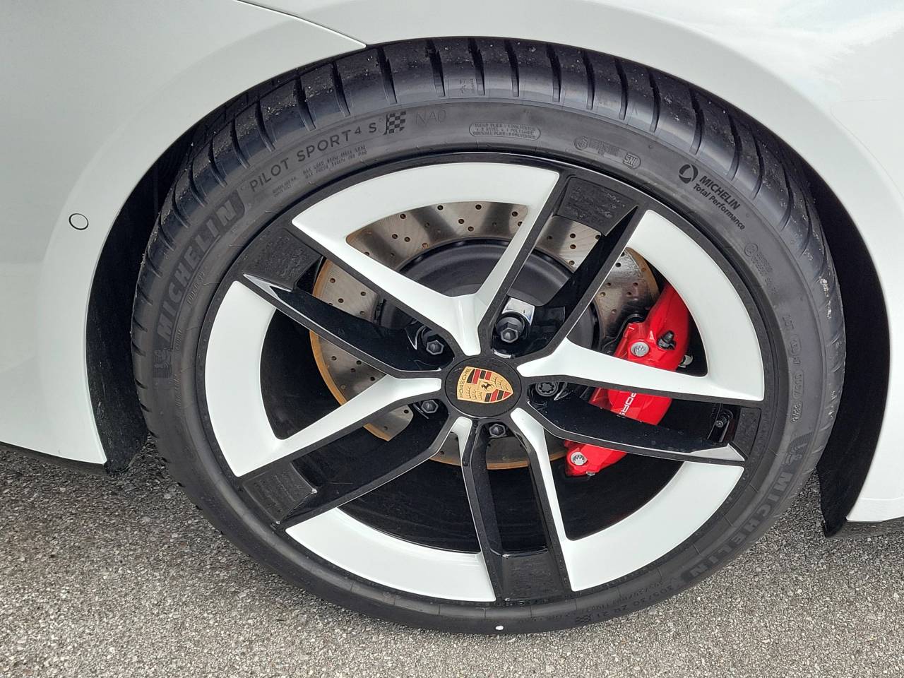 2026 Porsche 911 Carrera 4S