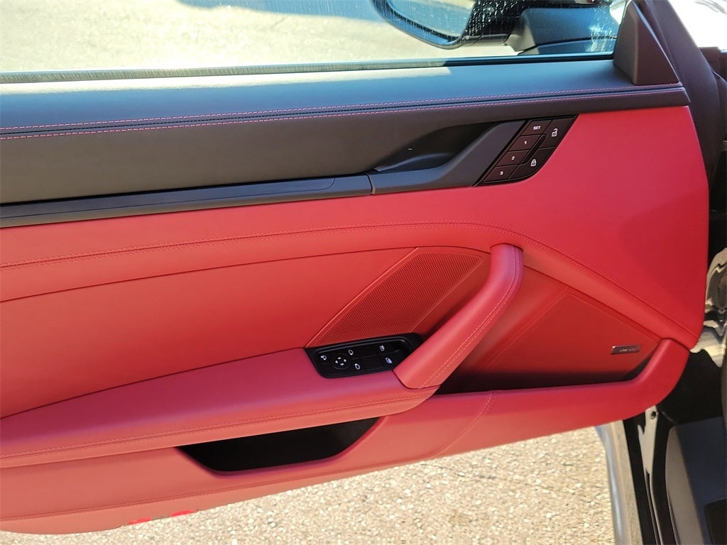 2025 Porsche 911 Targa 4 GTS