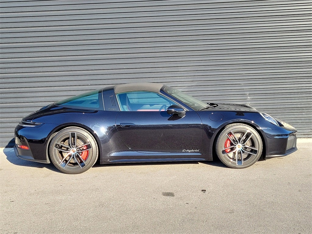 2025 Porsche 911 Targa 4 GTS