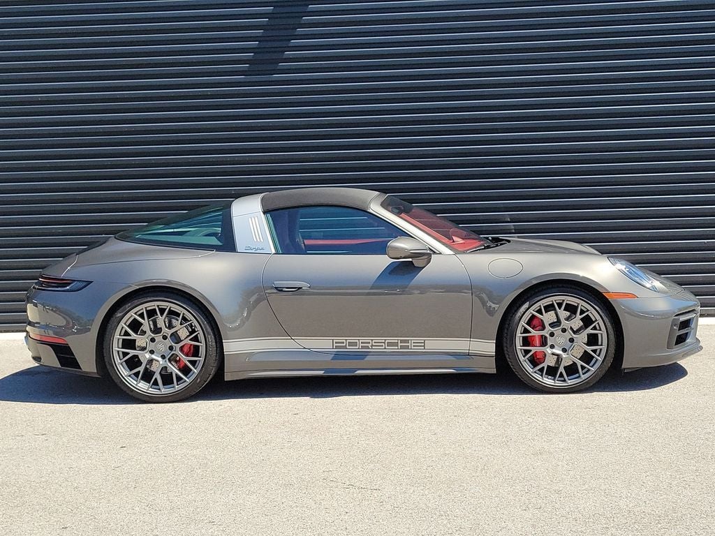 2021 Porsche 911 Targa 4S