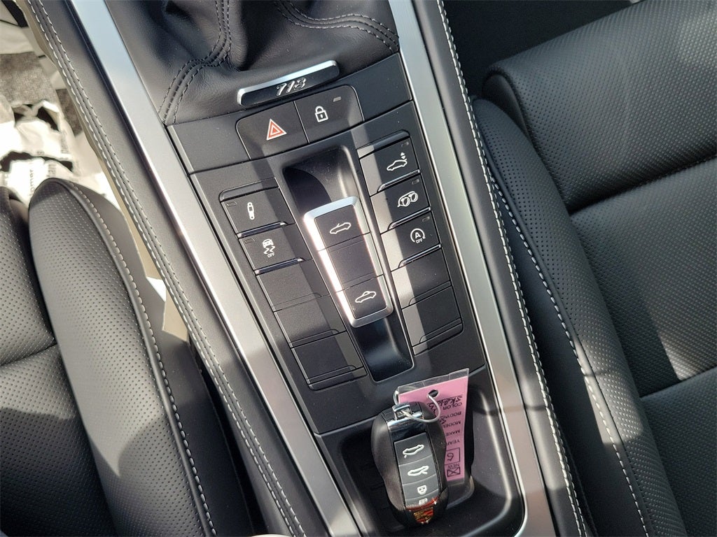 2025 Porsche 718 Boxster Style Edition