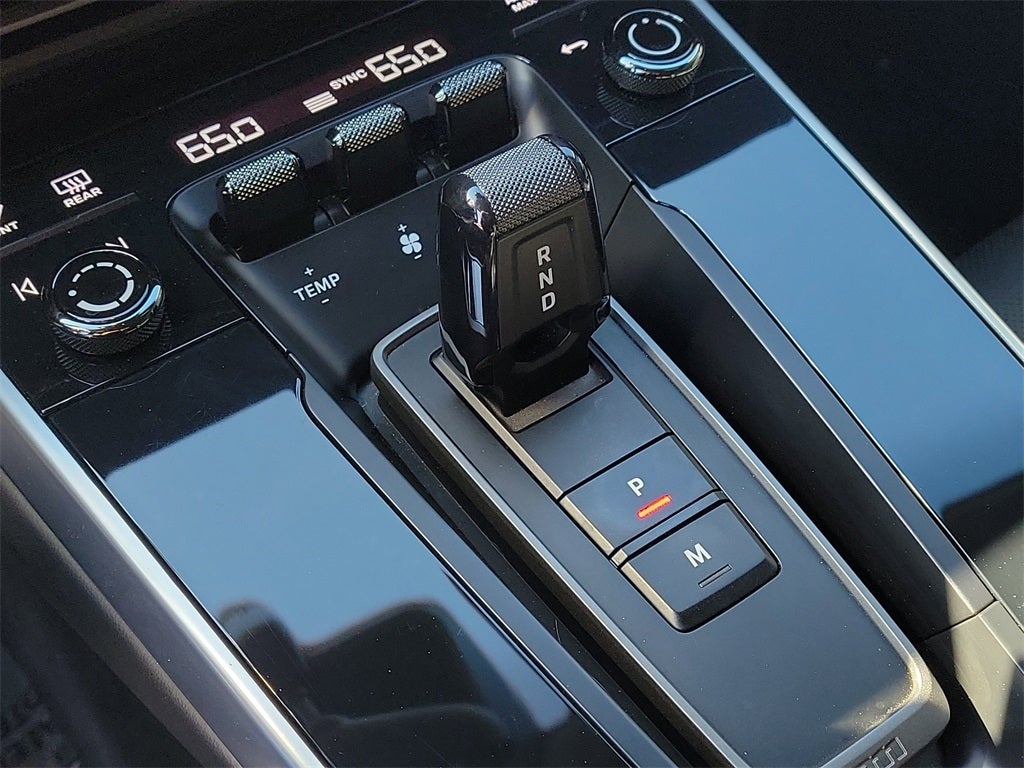 2021 Porsche 911 Carrera