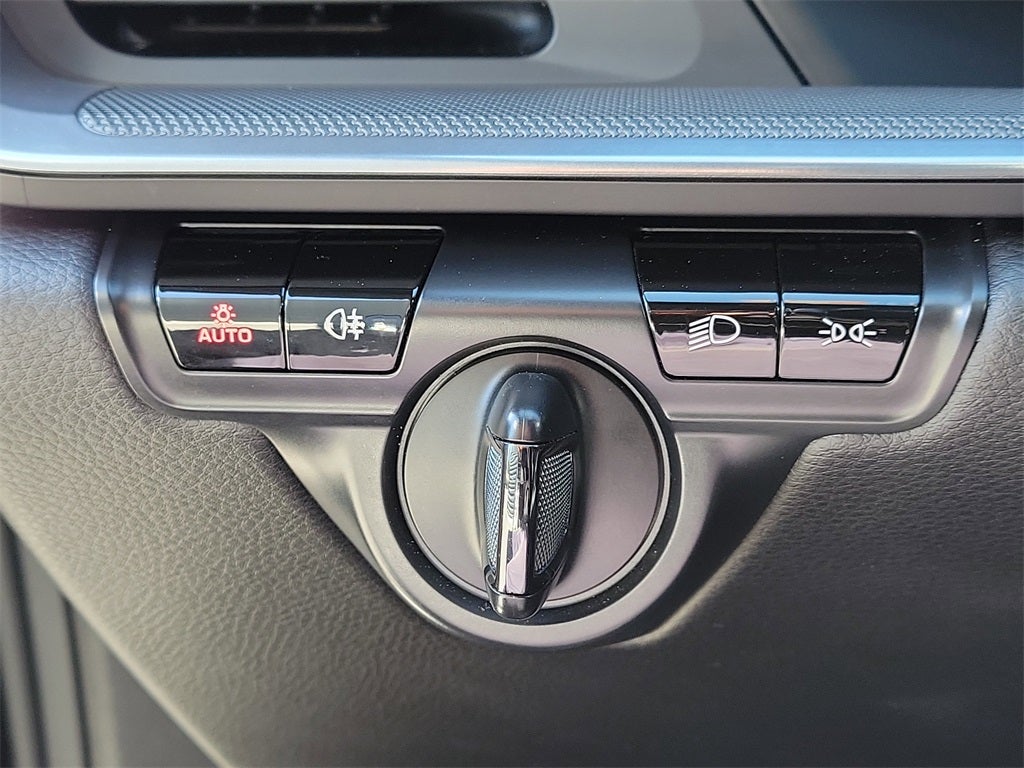 2021 Porsche 911 Carrera