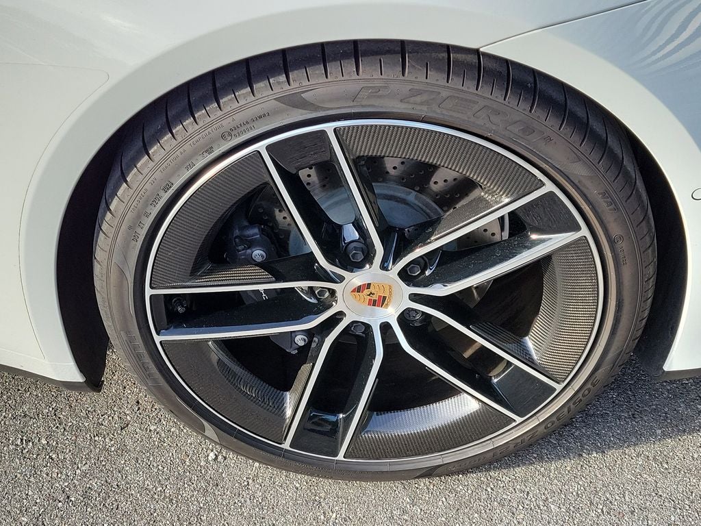 2025 Porsche 911 Carrera