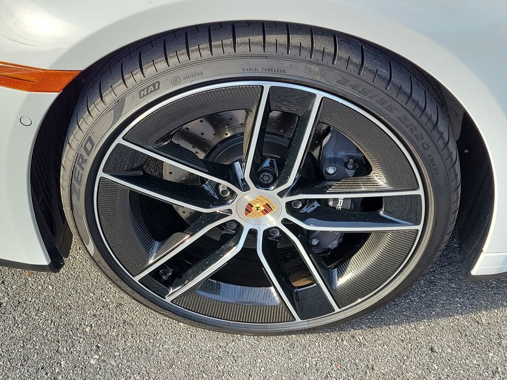 2025 Porsche 911 Carrera