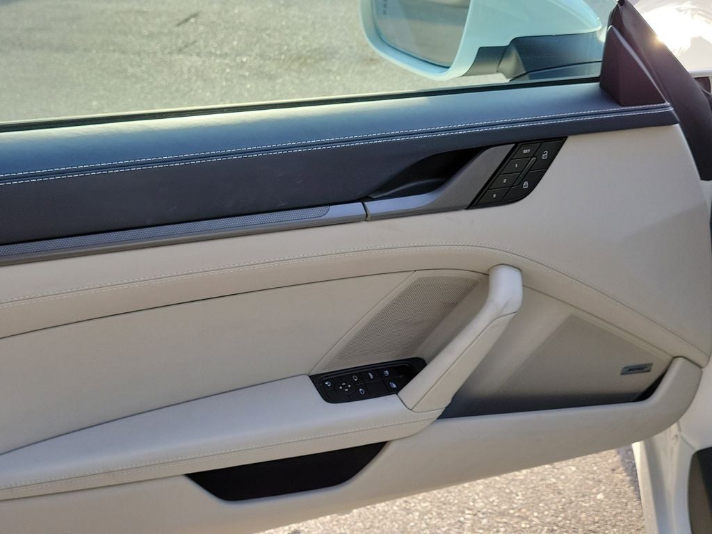 2025 Porsche 911 Carrera