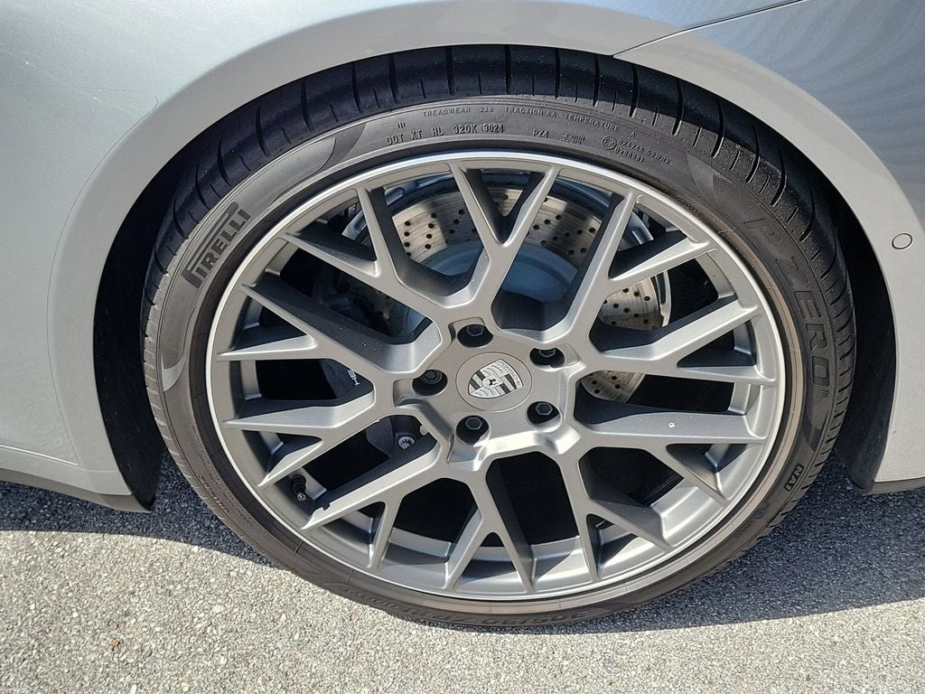 2025 Porsche 911 Carrera Cabriolet