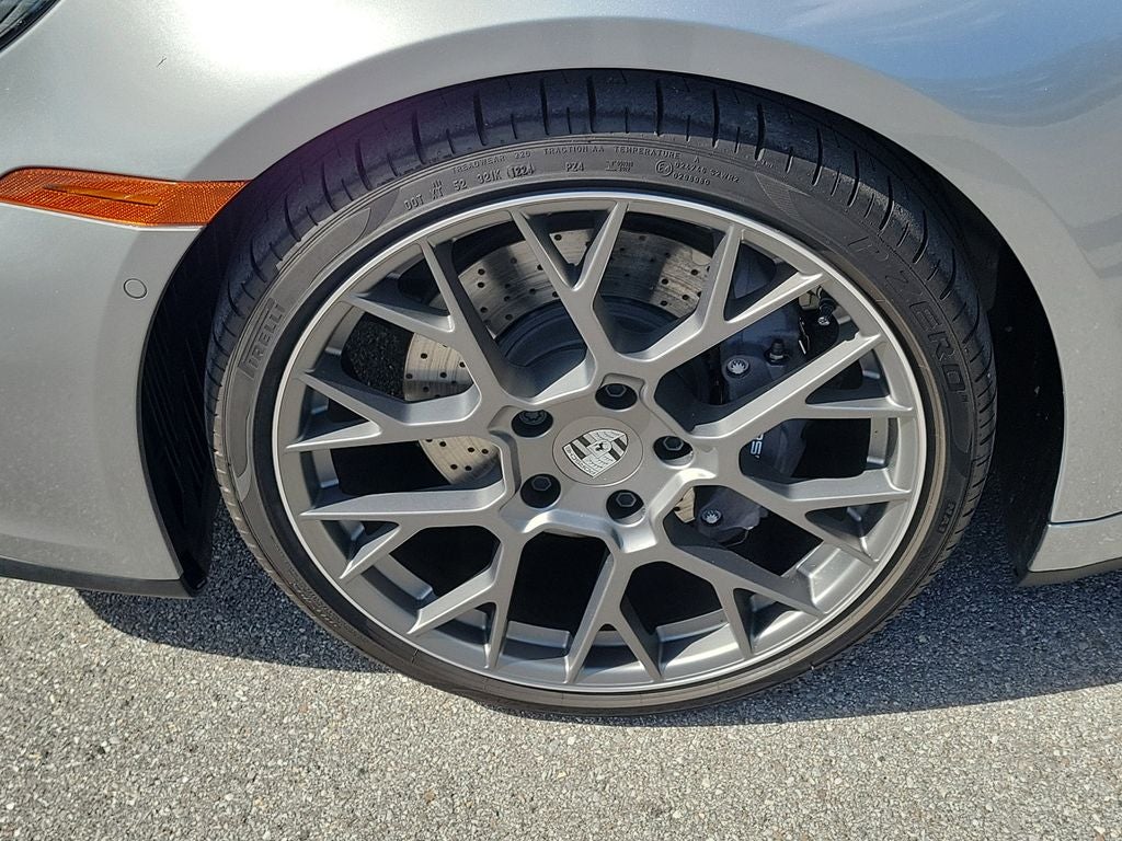 2025 Porsche 911 Carrera Cabriolet