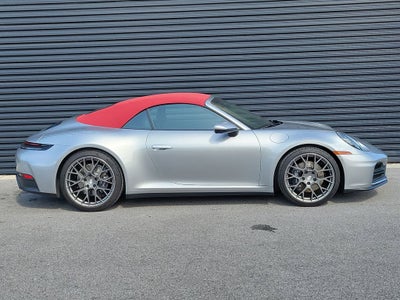 2025 Porsche 911 Carrera Cabriolet