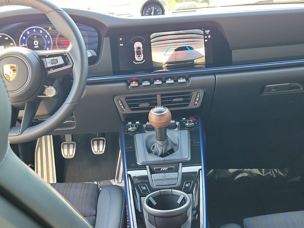 2025 Porsche 911 Carrera T Cabriolet