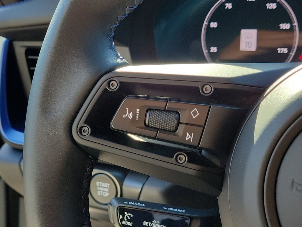 2025 Porsche 911 Carrera T Cabriolet