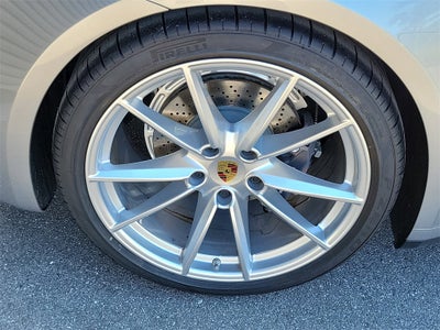 2022 Porsche 911 Carrera 4