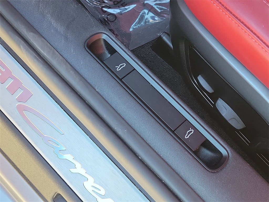 2022 Porsche 911 Carrera 4