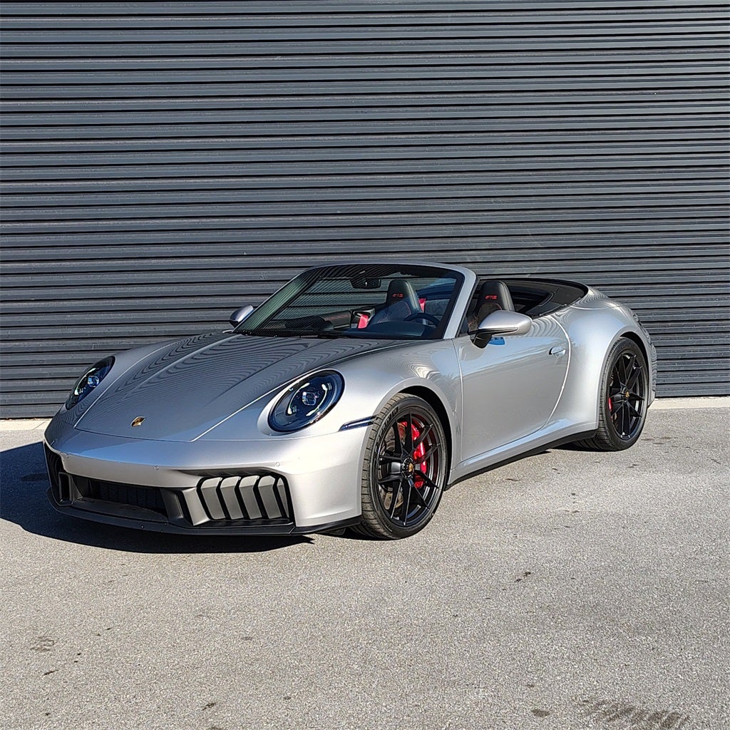 2026 Porsche 911 Carrera 4 GTS