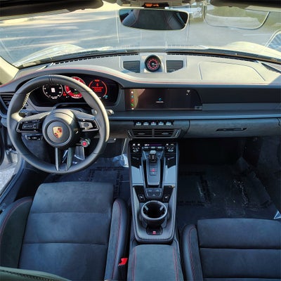 2026 Porsche 911 Carrera 4 GTS