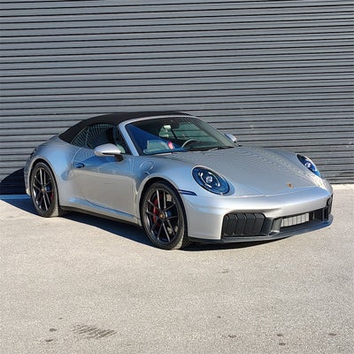 2026 Porsche 911 Carrera 4 GTS