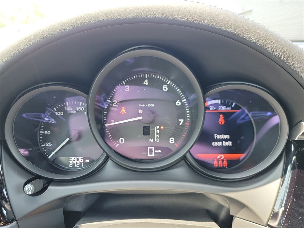 2025 Porsche Macan Base