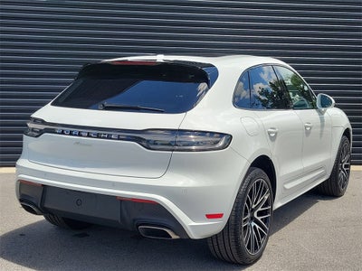 2026 Porsche Macan Base