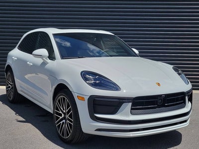 2026 Porsche Macan Base