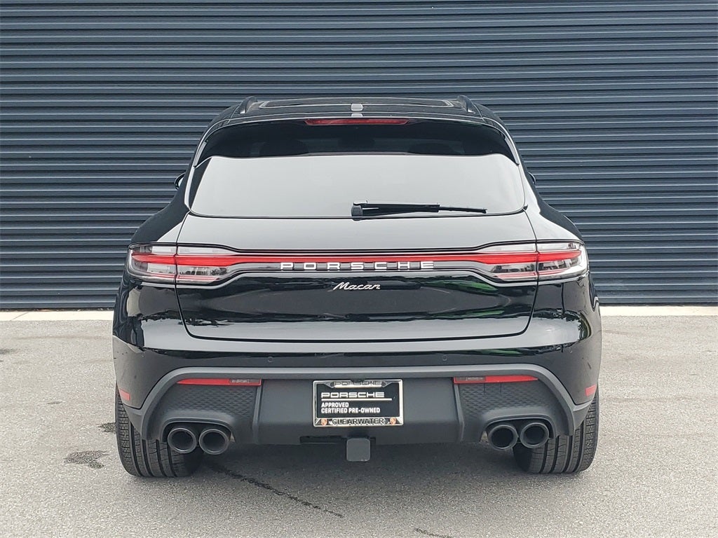 2025 Porsche Macan Base