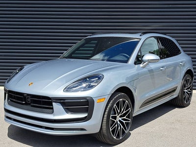 2025 Porsche Macan Base