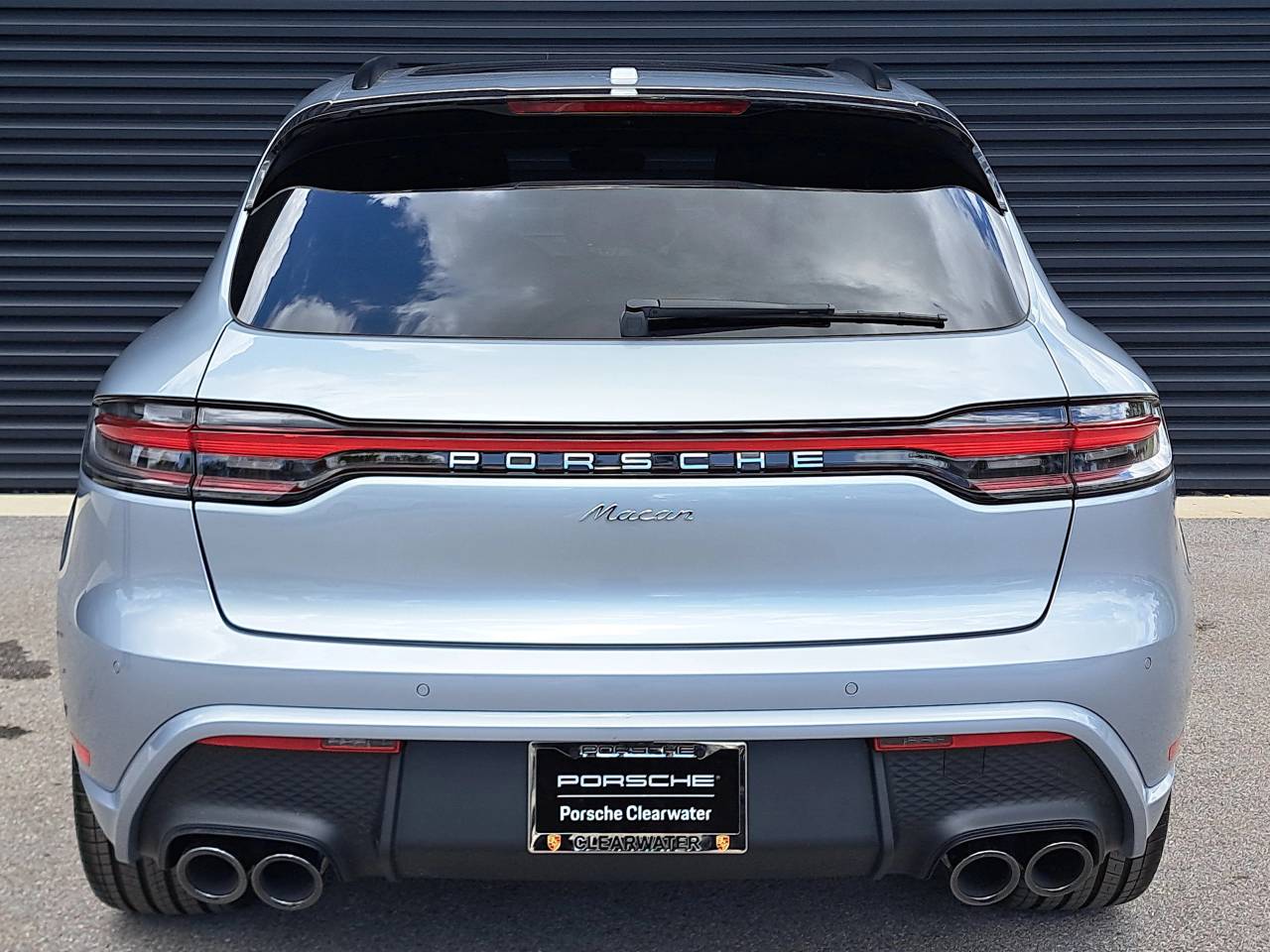 2025 Porsche Macan Base