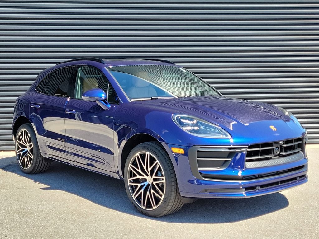 2026 Porsche Macan Base