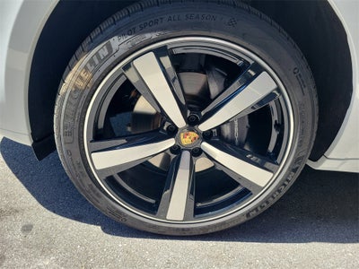 2025 Porsche Macan Base