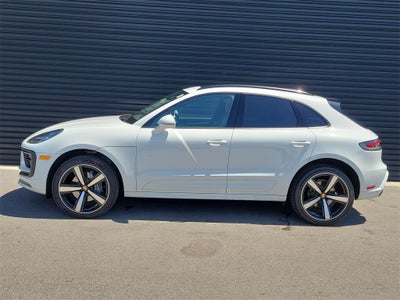 2025 Porsche Macan Base