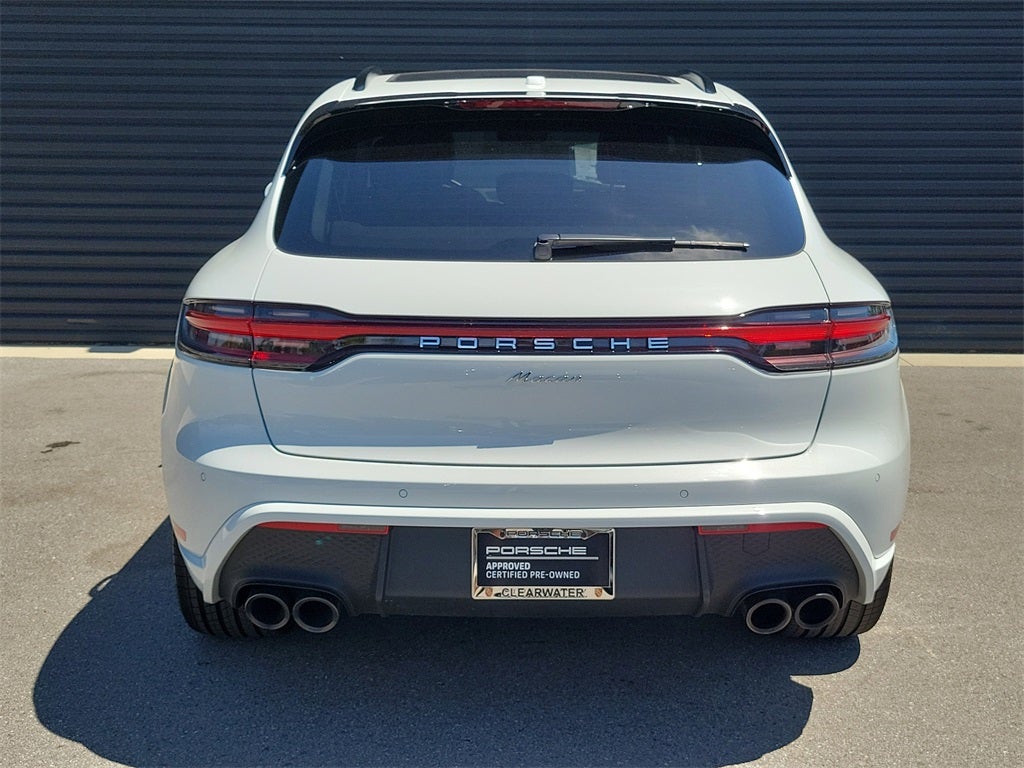 2025 Porsche Macan Base