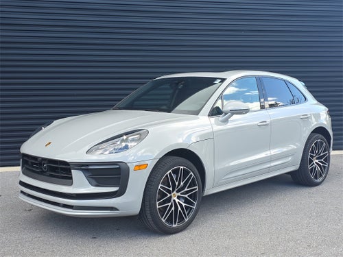 2025 Porsche Macan Base