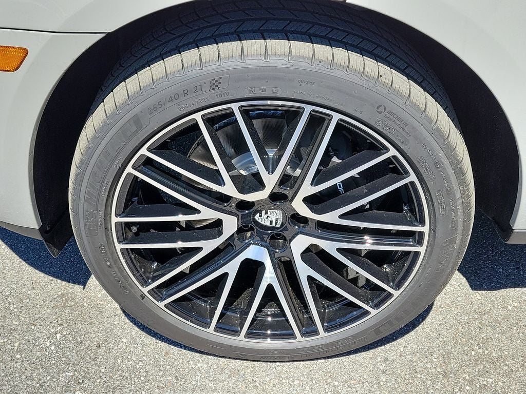 2026 Porsche Macan Base