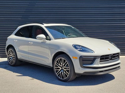 2026 Porsche Macan Base
