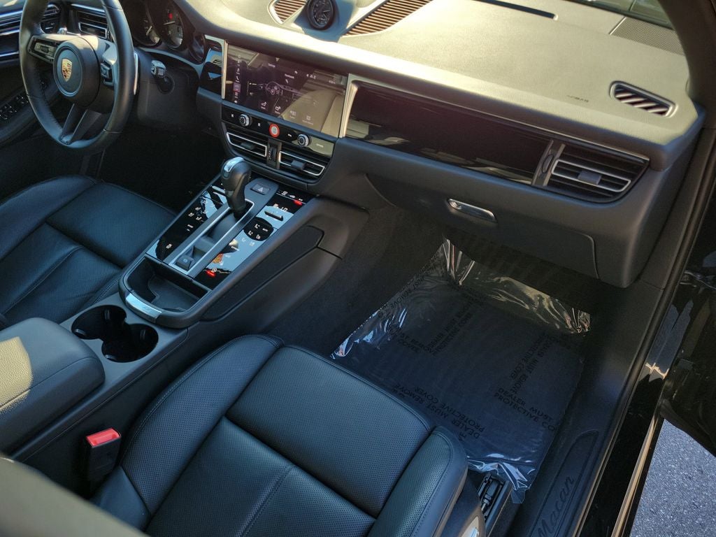 2024 Porsche Macan Base