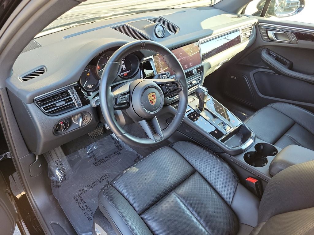 2024 Porsche Macan Base