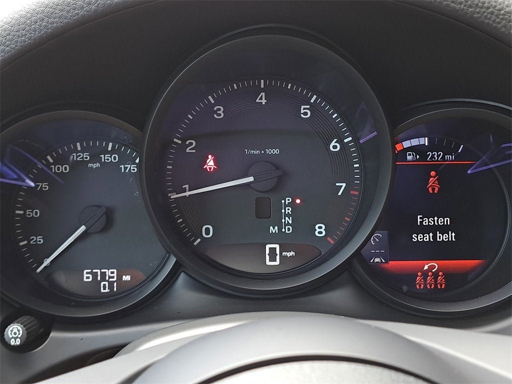 2025 Porsche Macan Base