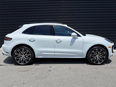 2025 Porsche Macan Base
