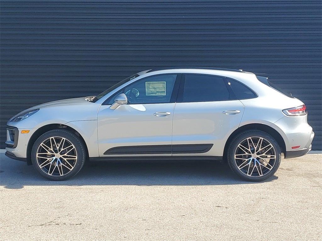 2026 Porsche Macan Base
