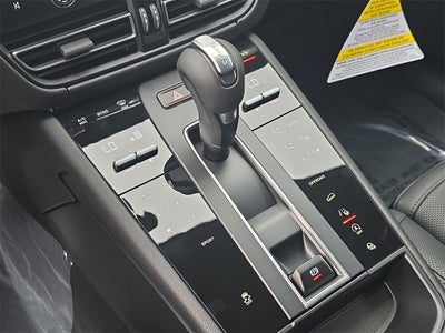 2026 Porsche Macan Base