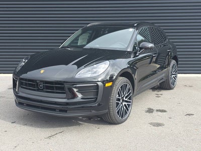 2026 Porsche Macan Base