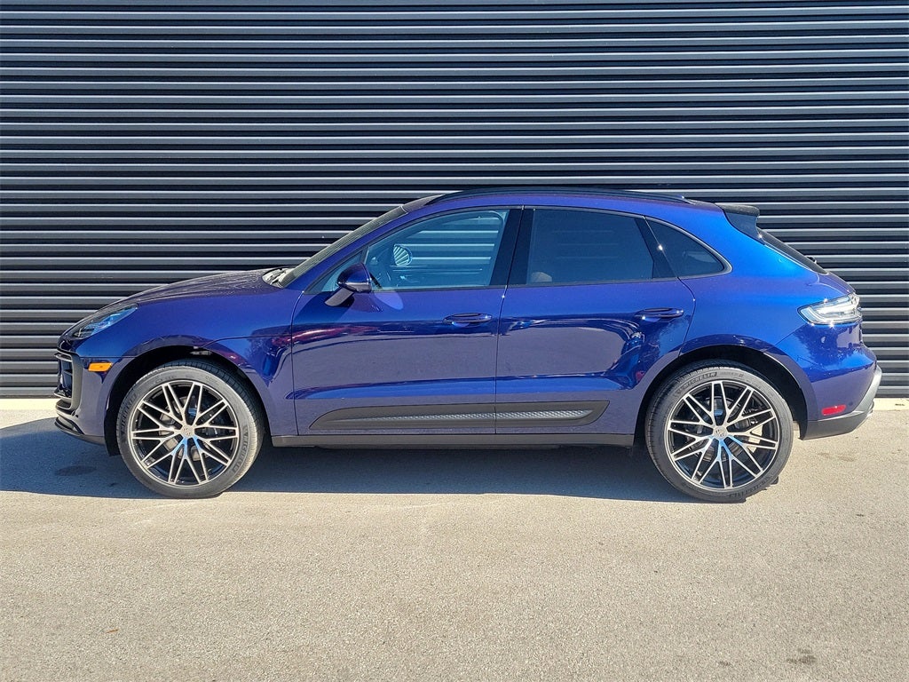 2026 Porsche Macan Base