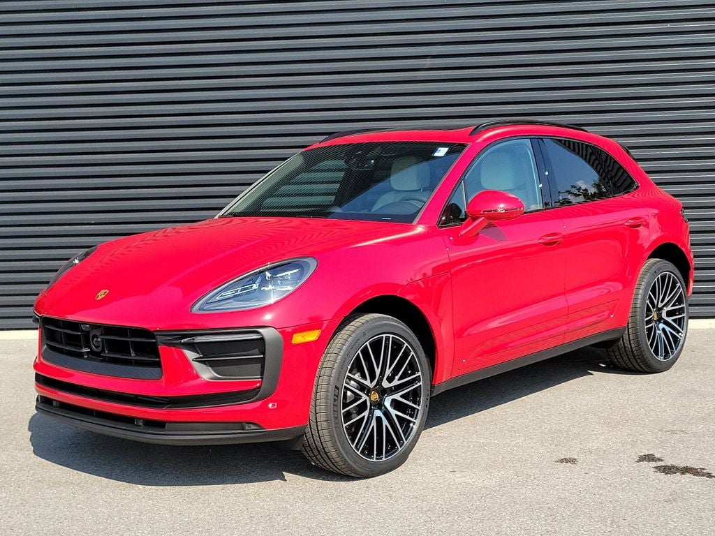 2026 Porsche Macan Base
