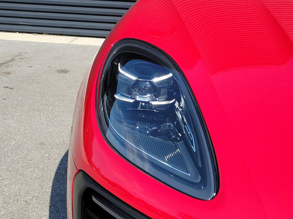 2026 Porsche Macan Base