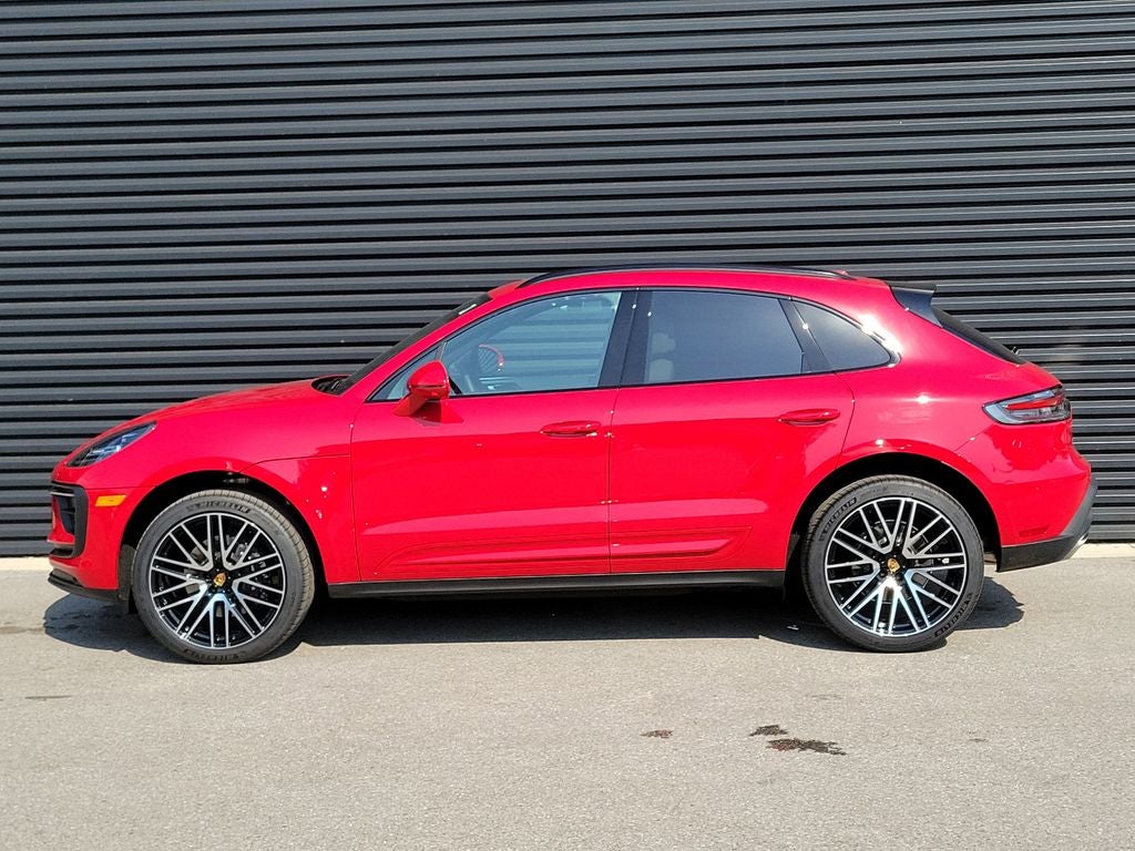 2026 Porsche Macan Base