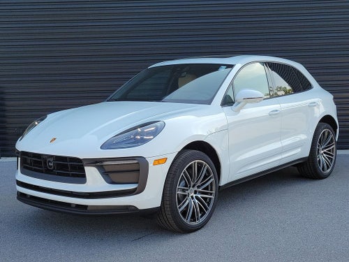 2026 Porsche Macan Base