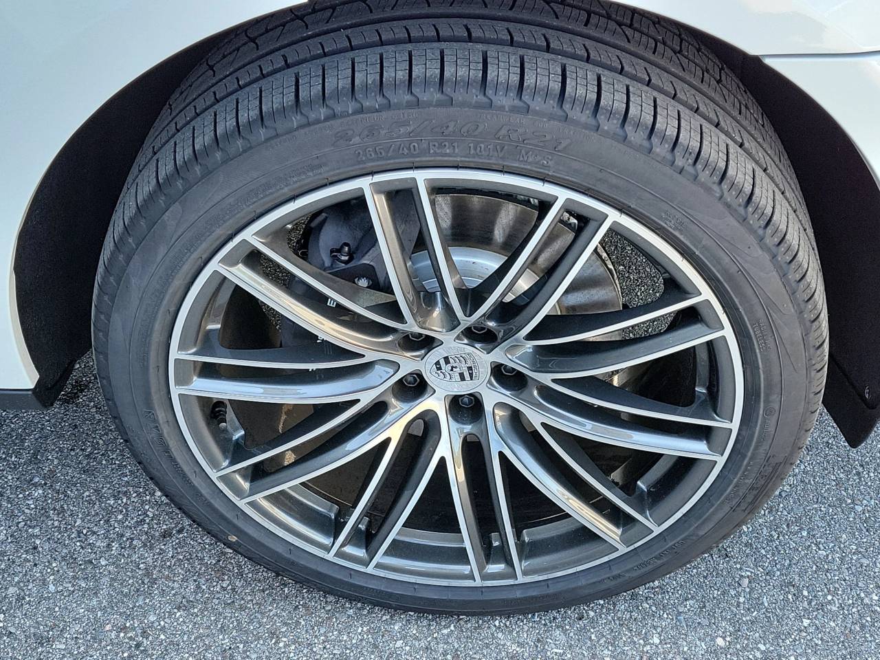 2026 Porsche Macan Base