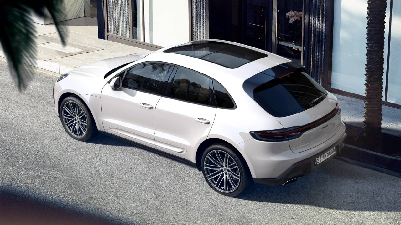2026 Porsche Macan Base