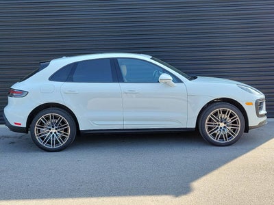 2026 Porsche Macan Base