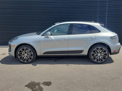 2025 Porsche Macan Base